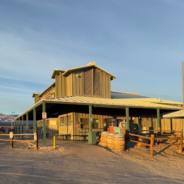 Stovepipe Wells emporium
