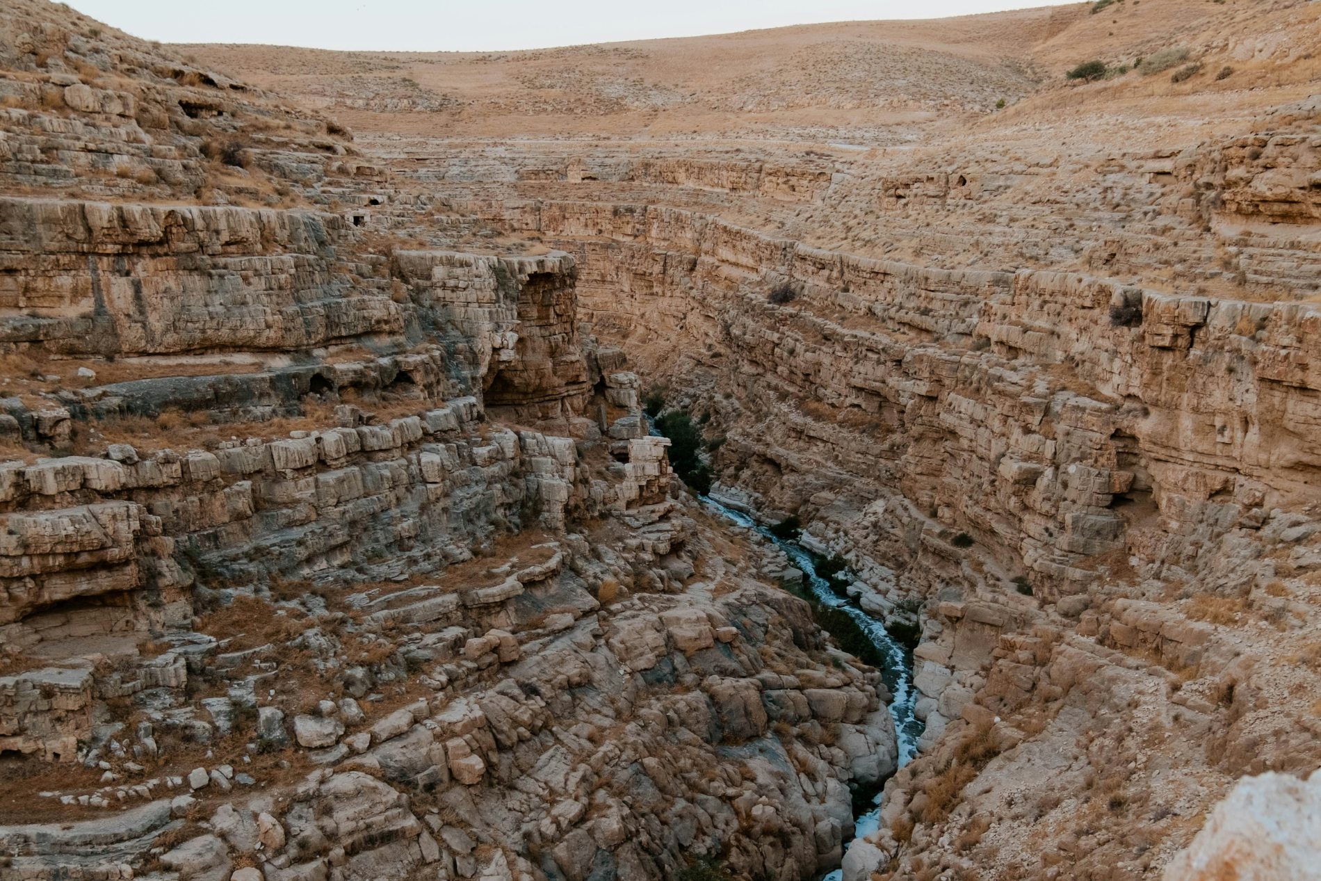 Wadi-Shab-e-Wadi-Bani-Khalid